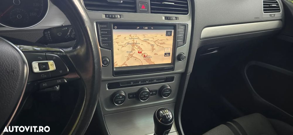 Volkswagen Golf - 7