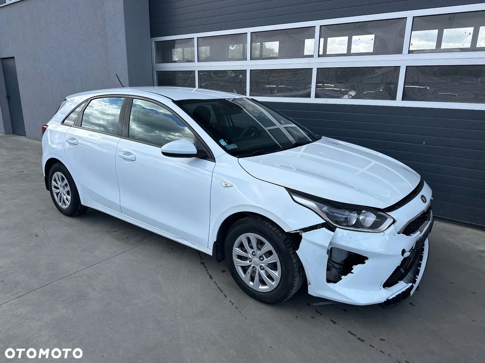 Kia Ceed - 6