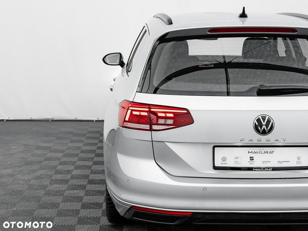 Volkswagen Passat 2.0 TSI Business DSG - 12