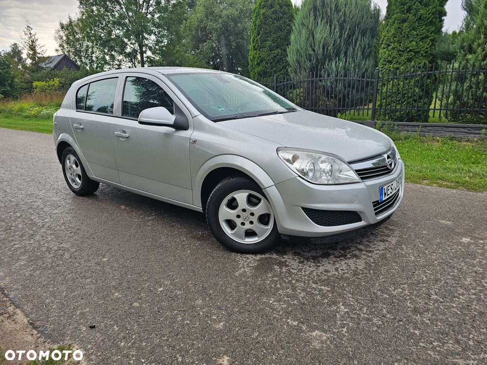 Opel Astra 1.6 ecoFLEX Start/Stop - 26