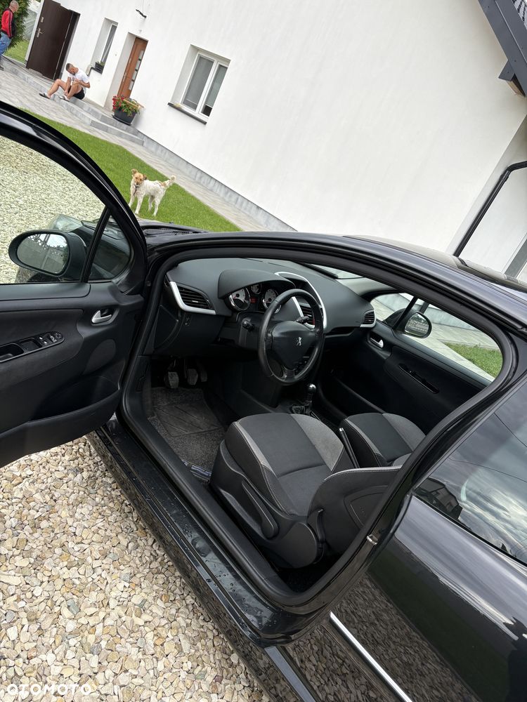 Peugeot 207 - 4