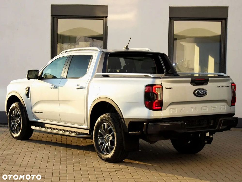 Ford Ranger 2.0 EcoBlue Bi-Turbo 4x4 DC Wildtrak - 4