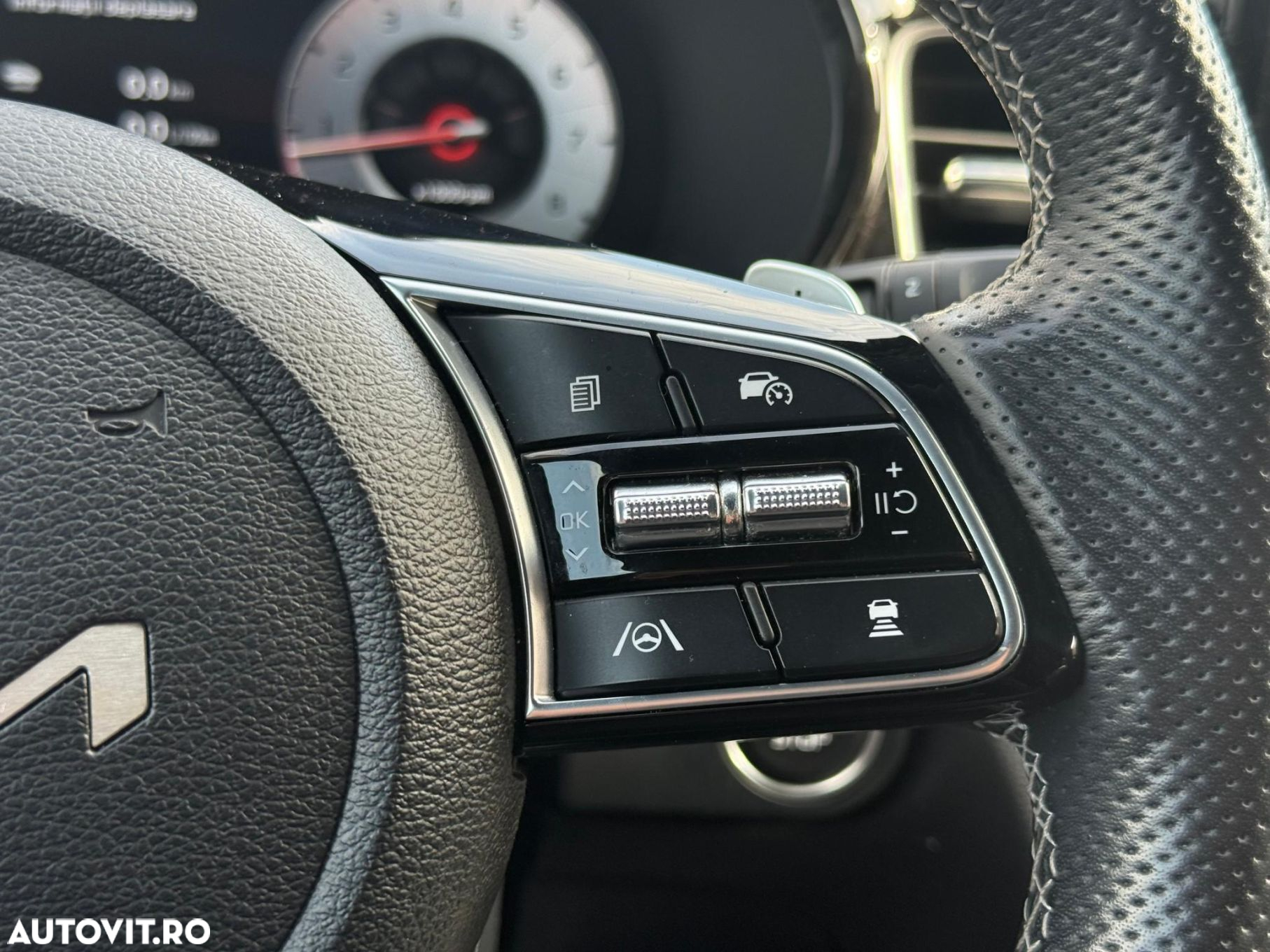 Kia XCeed - 27
