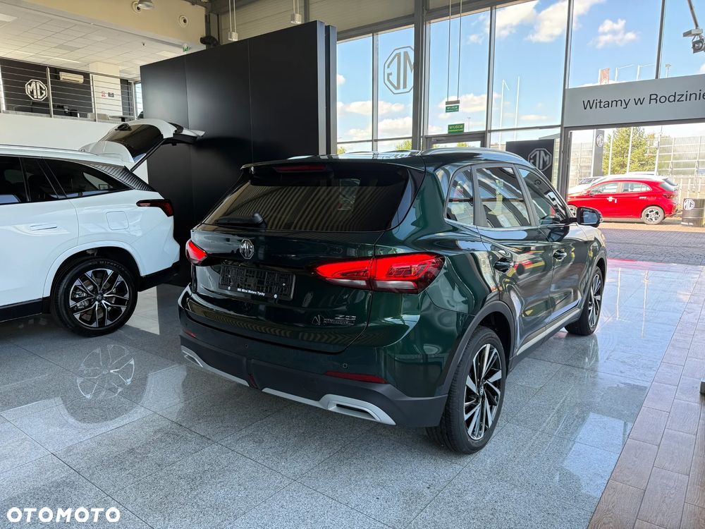 MG ZS Hybrid+ - 14