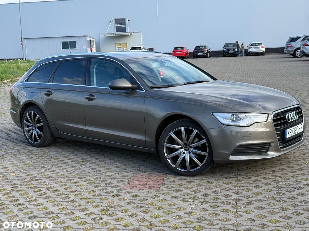 Audi A6 Avant - 11