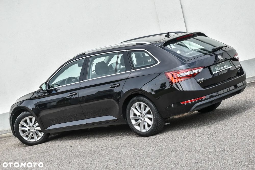 Skoda Superb 2.0 TDI 4x4 Style DSG - 11