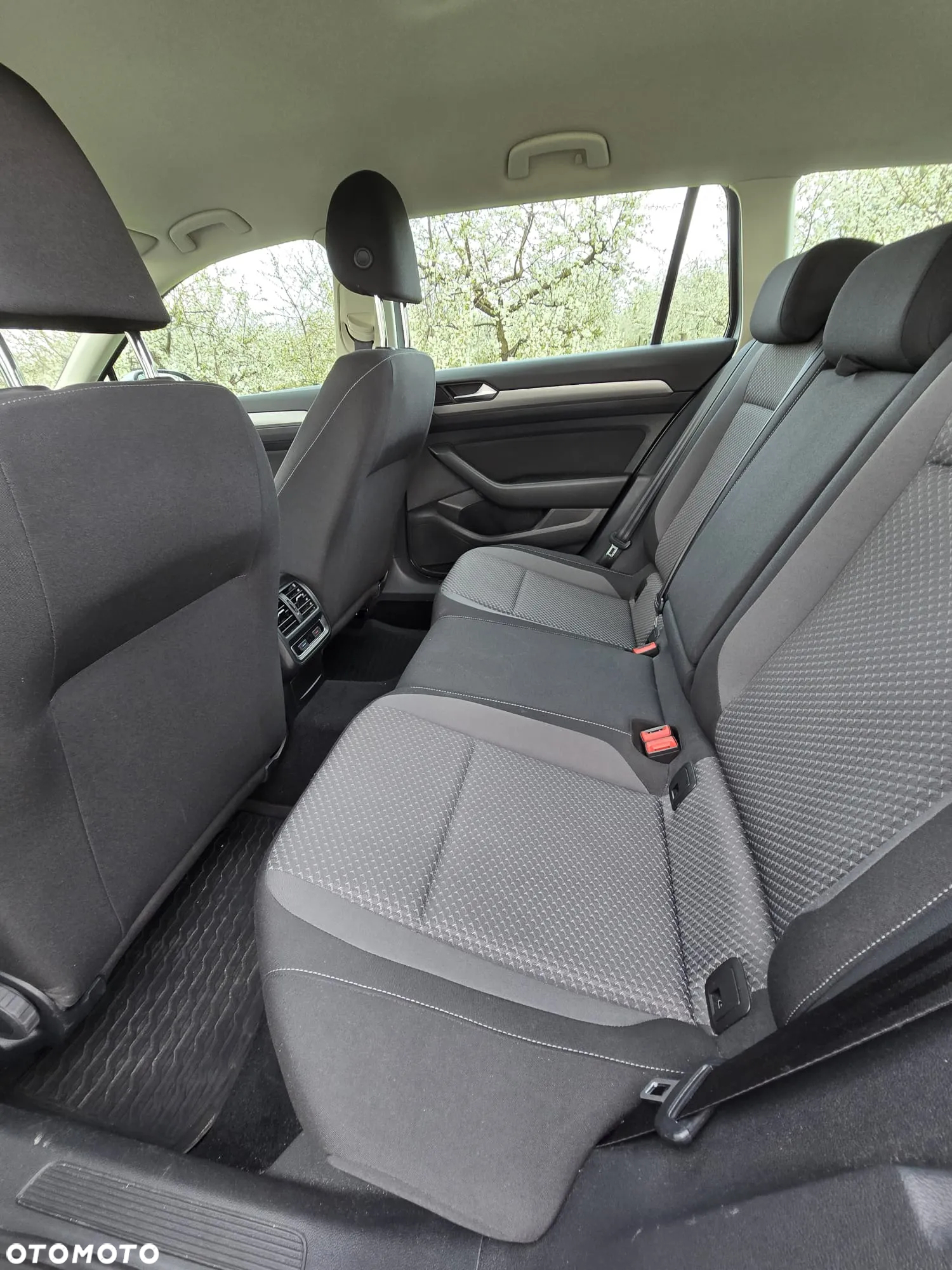 Volkswagen Passat 1.5 TSI EVO Trendline DSG - 5