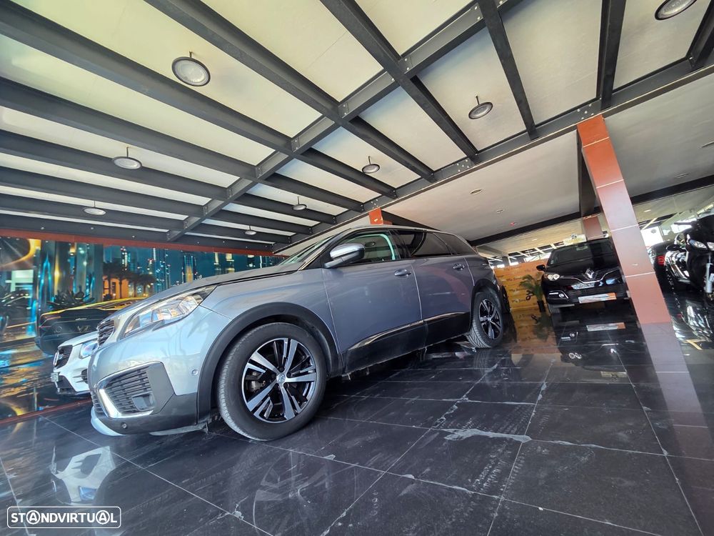 Peugeot 5008 PureTech 130 EAT8 Stop & Start Allure Pack - 6