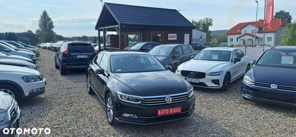 Volkswagen Passat - 4