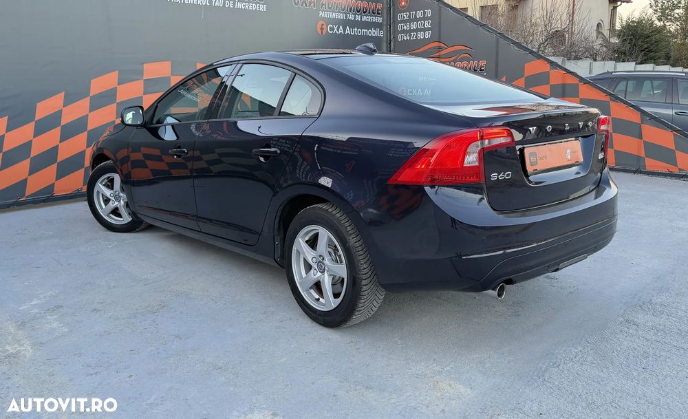 Volvo S60 D2 Linje Svart - 4