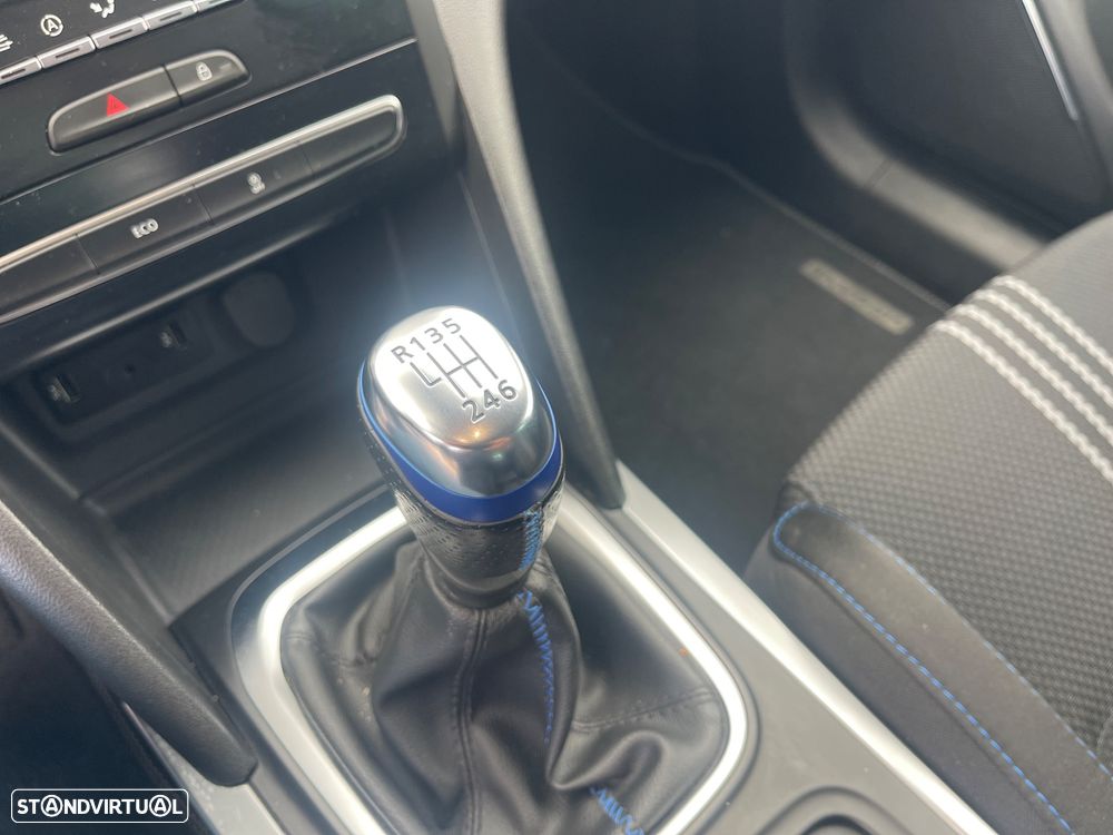 Renault Mégane 1.6 dCi GT Line J18 - 25