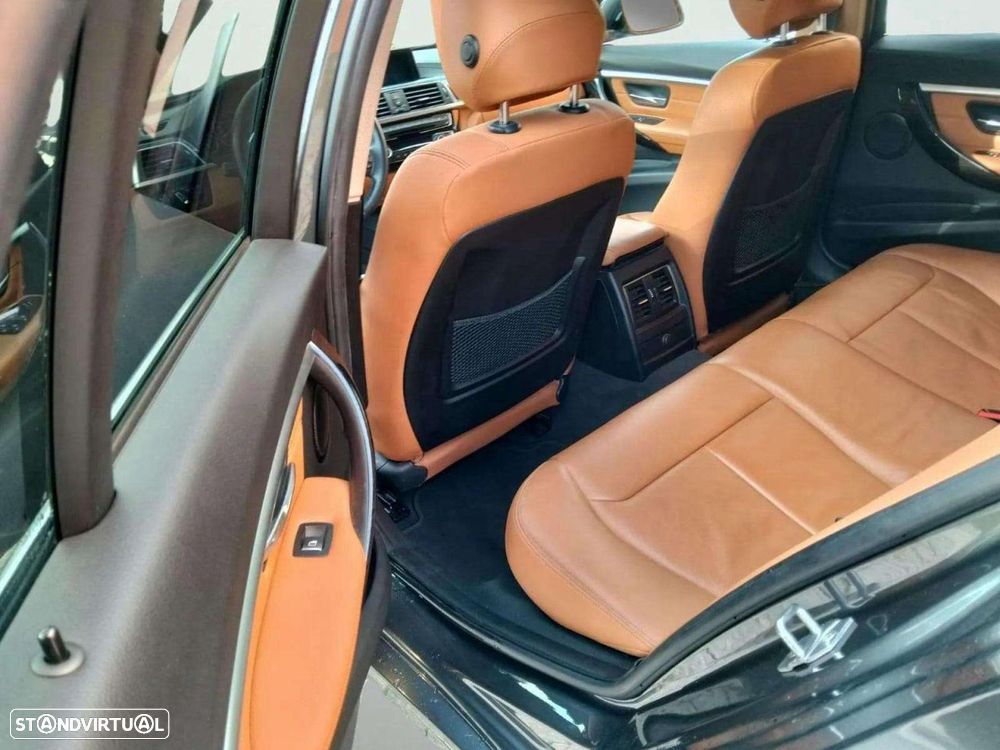 BMW 320 d Touring Line Luxury Auto - 18