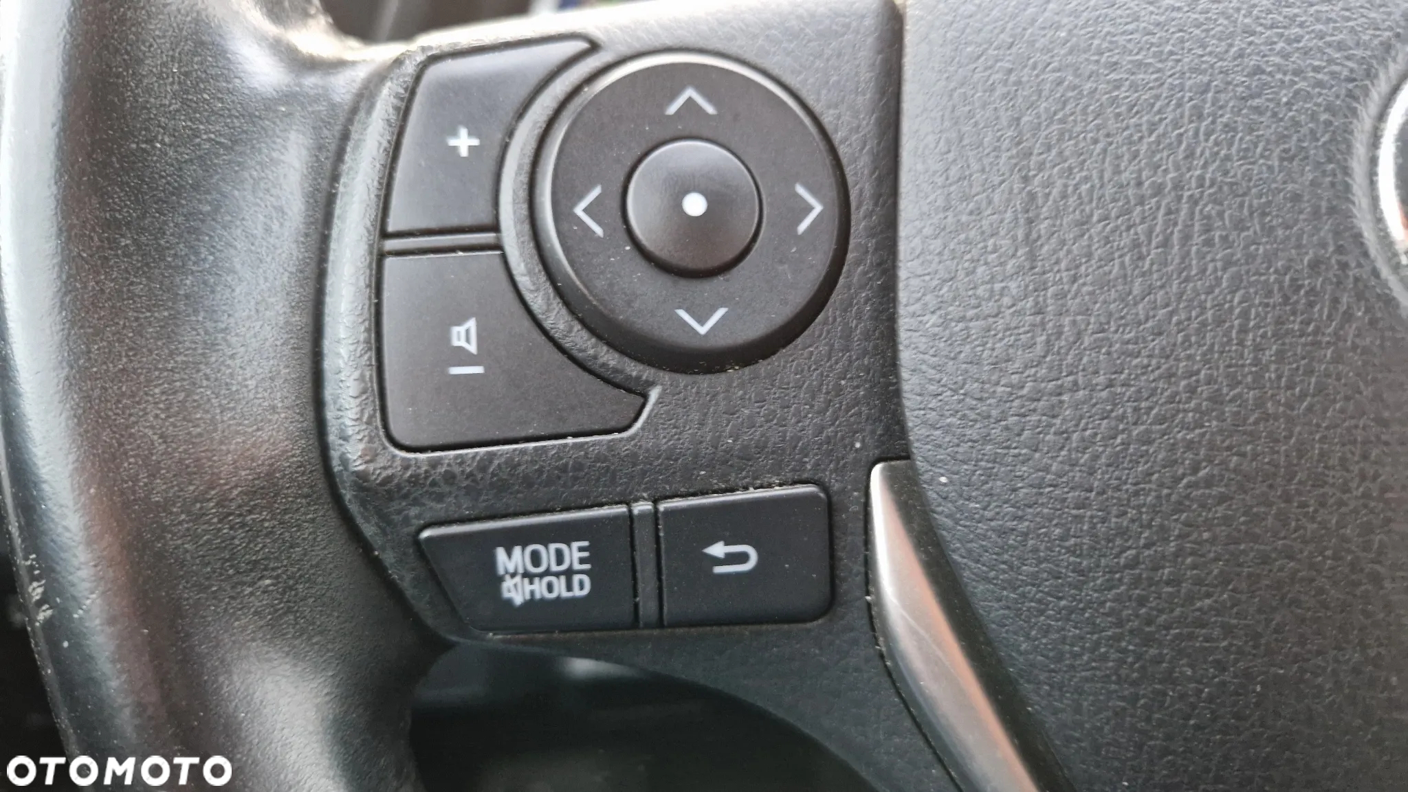 Toyota Auris 1.8 VVT-i Hybrid Automatik Executive - 19