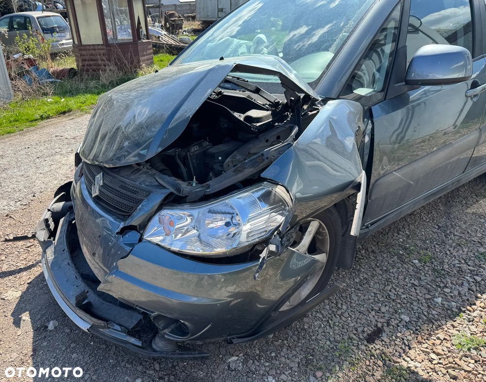 Suzuki SX4 - 3