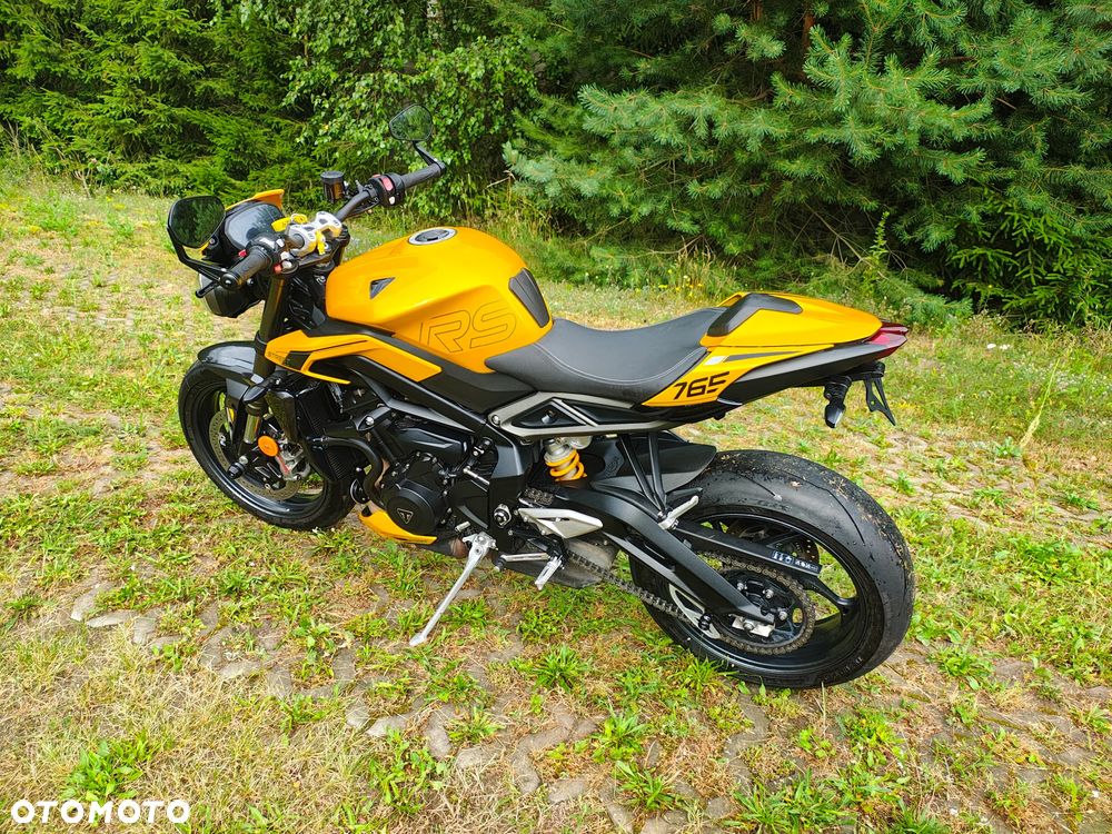 Triumph Street Triple - 7