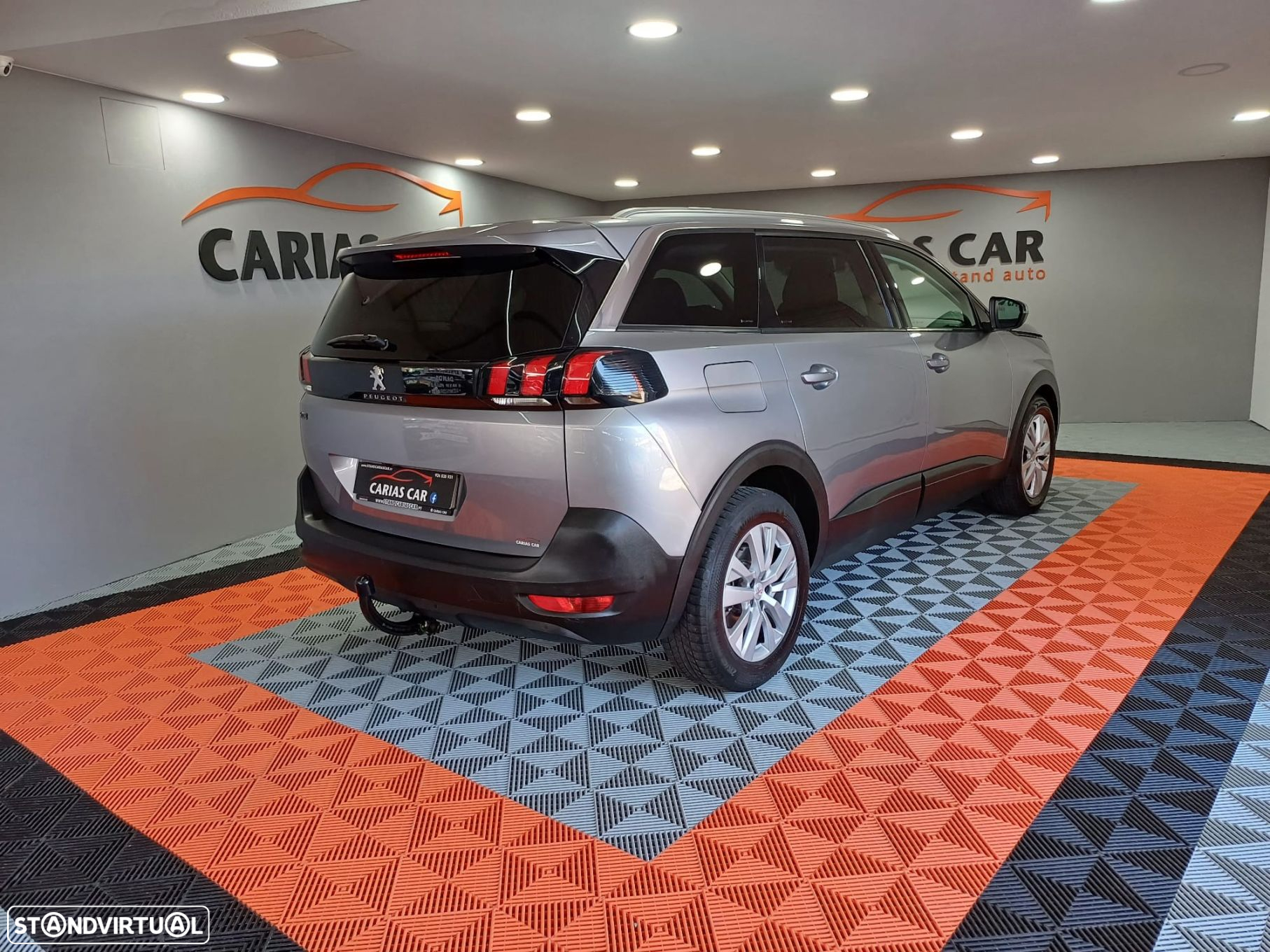 Peugeot 5008 1.5 BlueHDi Allure EAT8 - 5