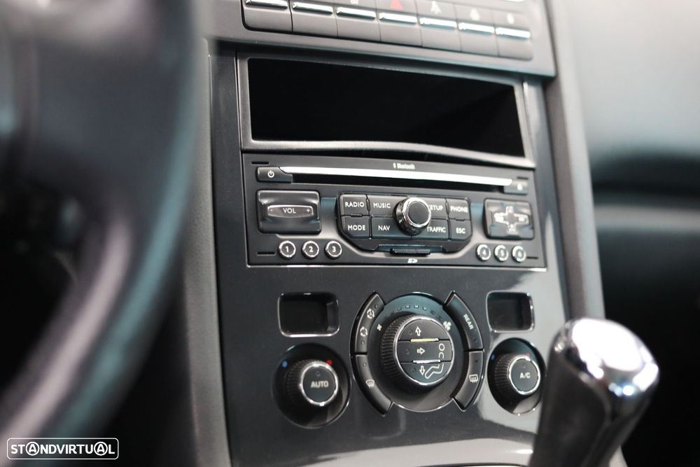 Peugeot 5008 1.6 HDi Executive CMP6 - 16