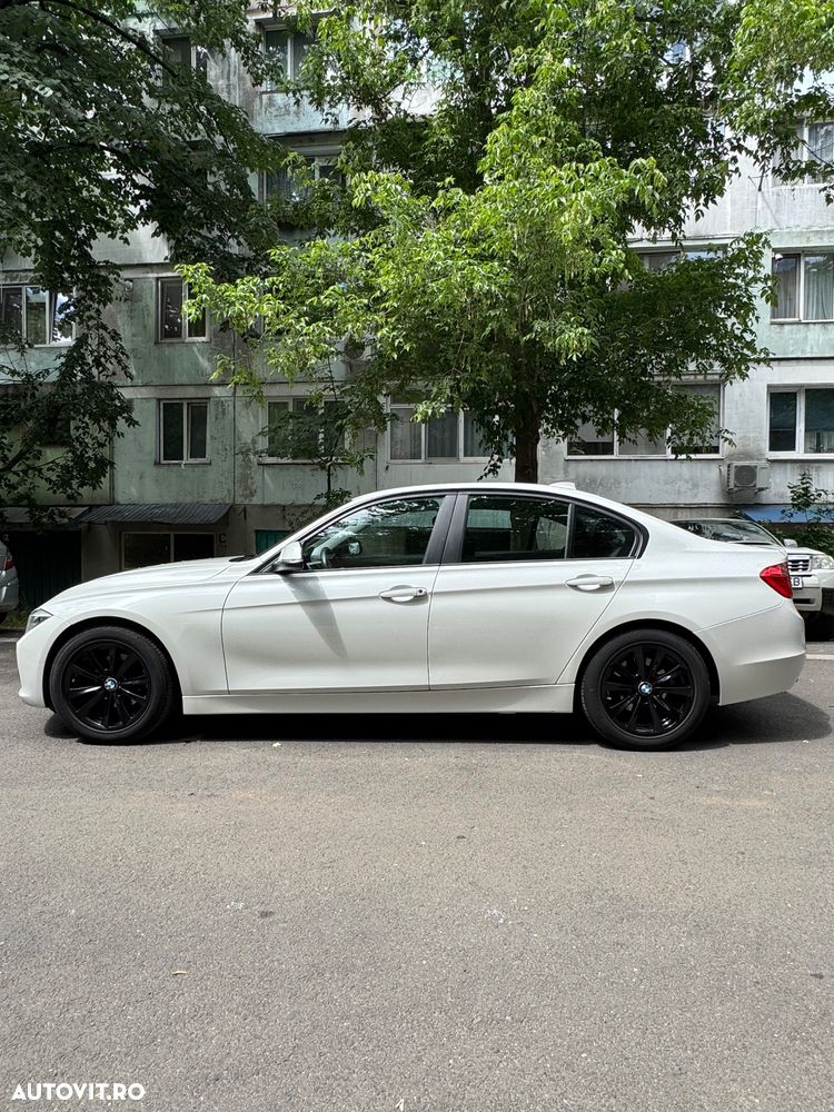 BMW Seria 3 320d EfficientDynamics Edition - 7