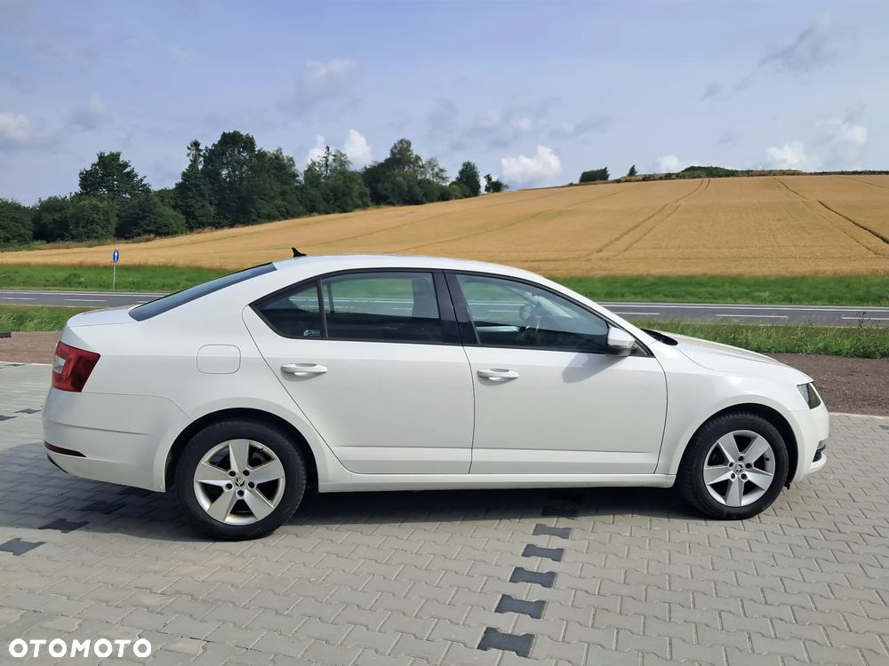 Skoda Octavia - 5