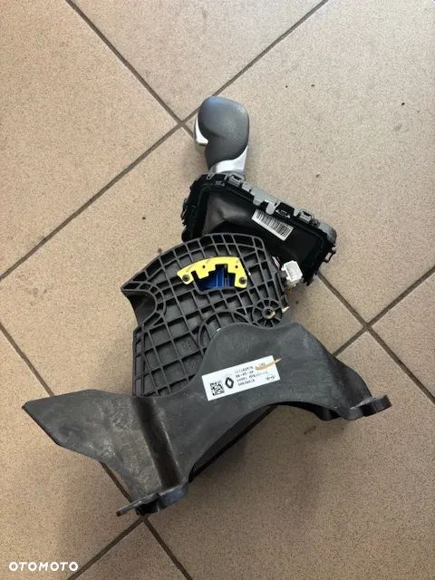 MECHANIZM ZMIANY BIEGÓW LEWAREK WYBIERAK AUTOMAT RENAULT CLIO V 111193570 - 1