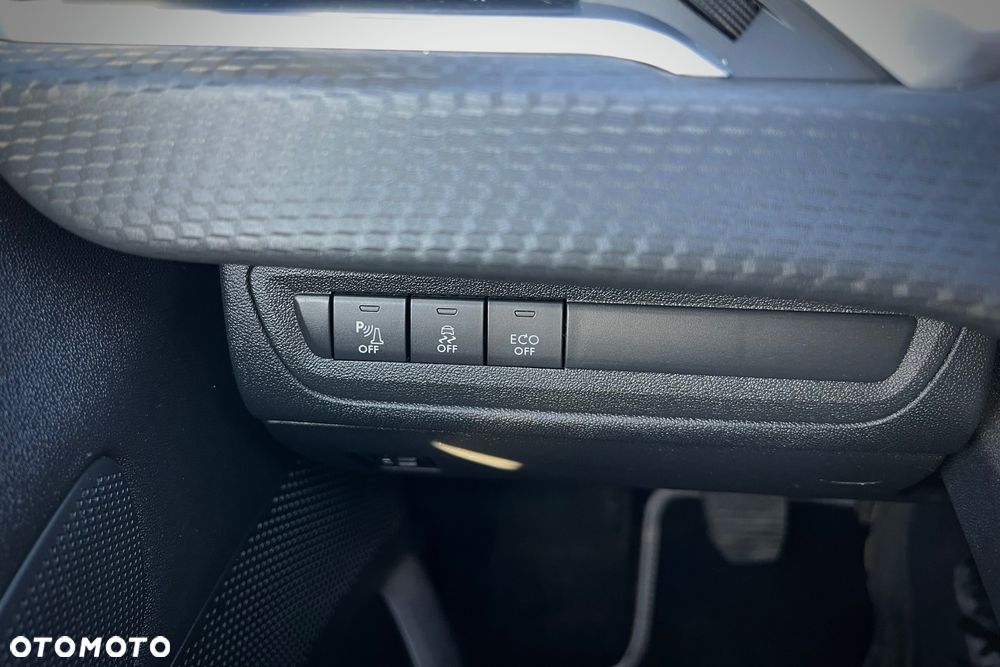 Peugeot 208 1.6 BlueHDi Allure S&S - 15