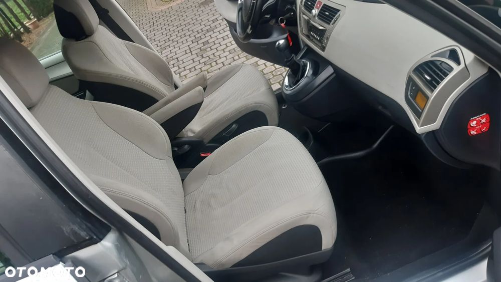 Citroën C4 Grand Picasso - 11