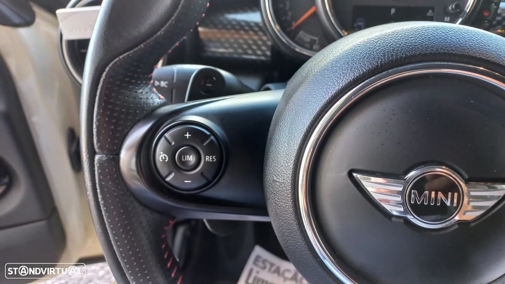 MINI 3 Portas Cooper S Sport Aut. - 17
