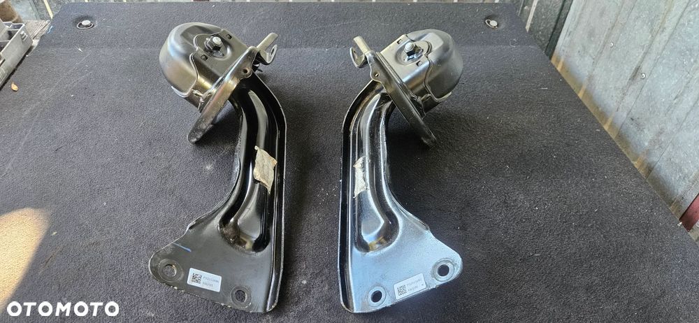 Wahacz tylny lewy 32315696 prawy 32315697 Volvo XC40 - 1