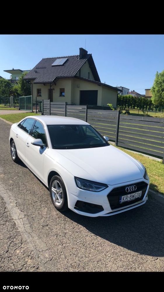 Audi A4 Limousine - 1