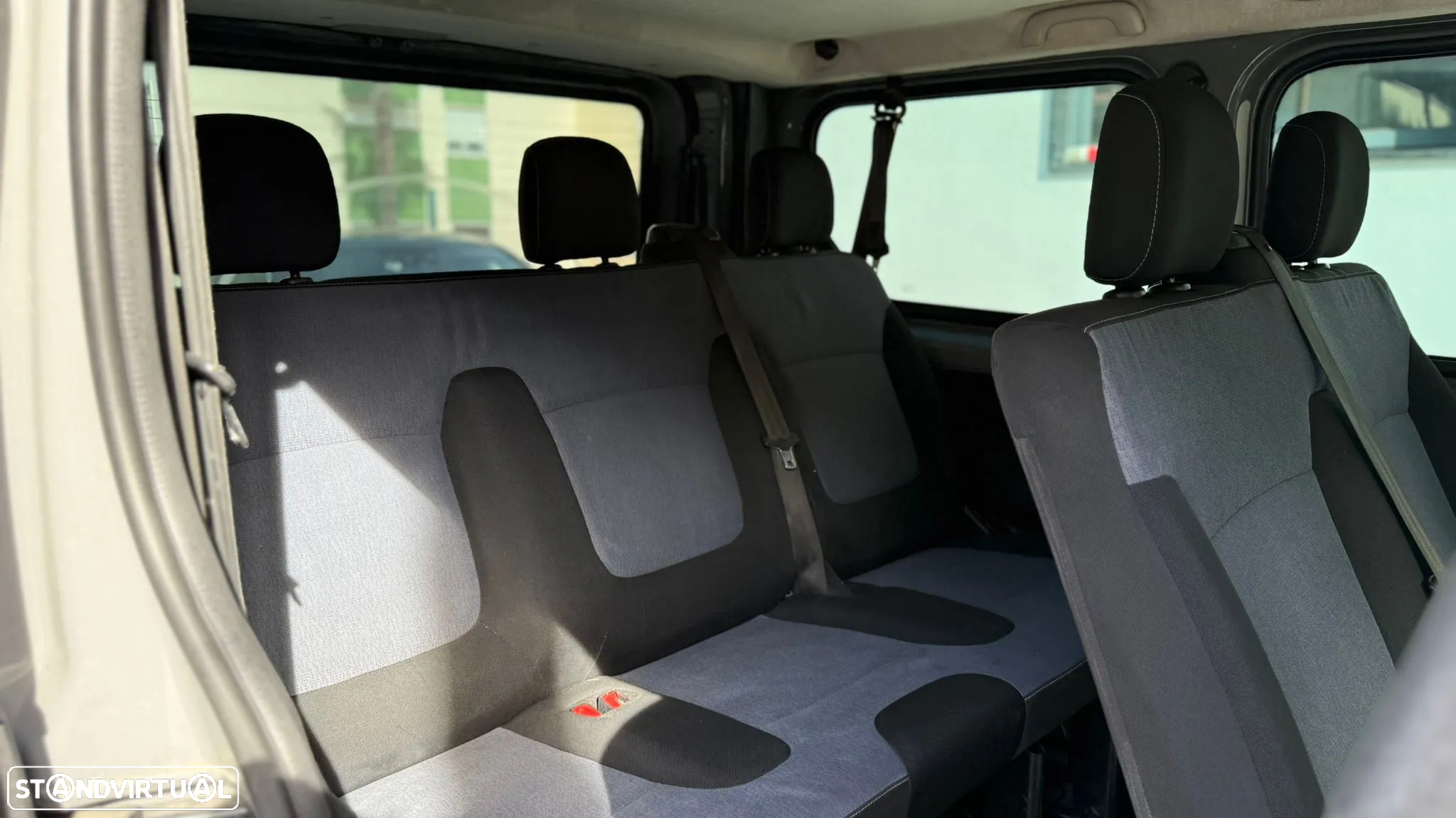 Opel Vivaro 1.6 CDTi L1H1 2.7T - 6