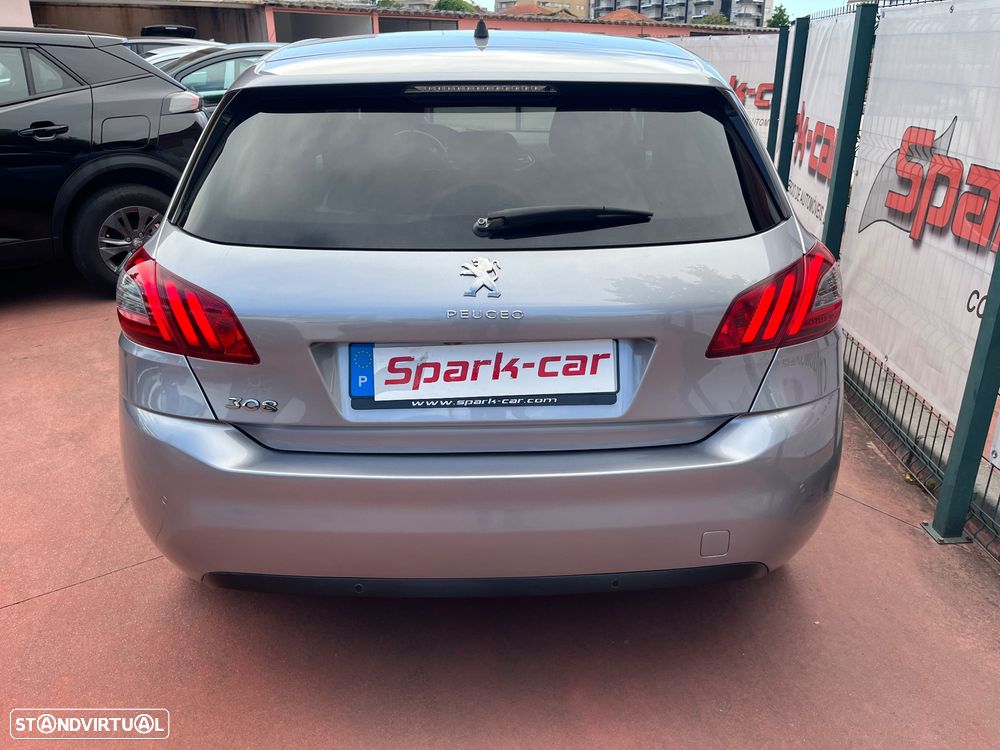 Peugeot 308 1.2 PureTech Style - 6