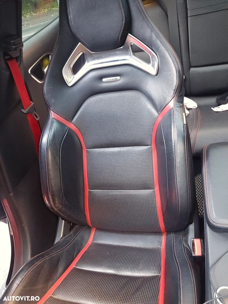 Mercedes-Benz GLA 45 AMG 4MATIC Aut. - 18