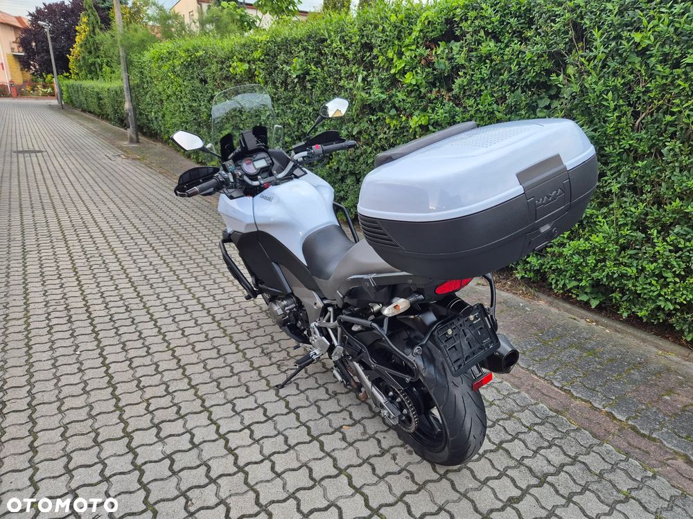 Kawasaki Versys 1000 - 9