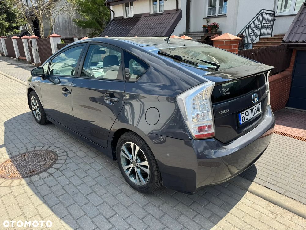 Toyota Prius 1.8 HSD Luna - 3
