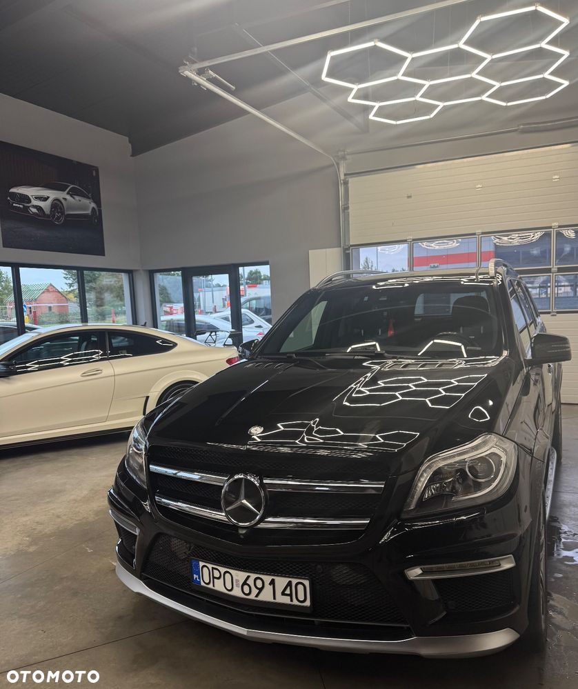 Mercedes-Benz GL 63 AMG 4Matic AMG Speedshift Plus 7G-TRONIC - 3
