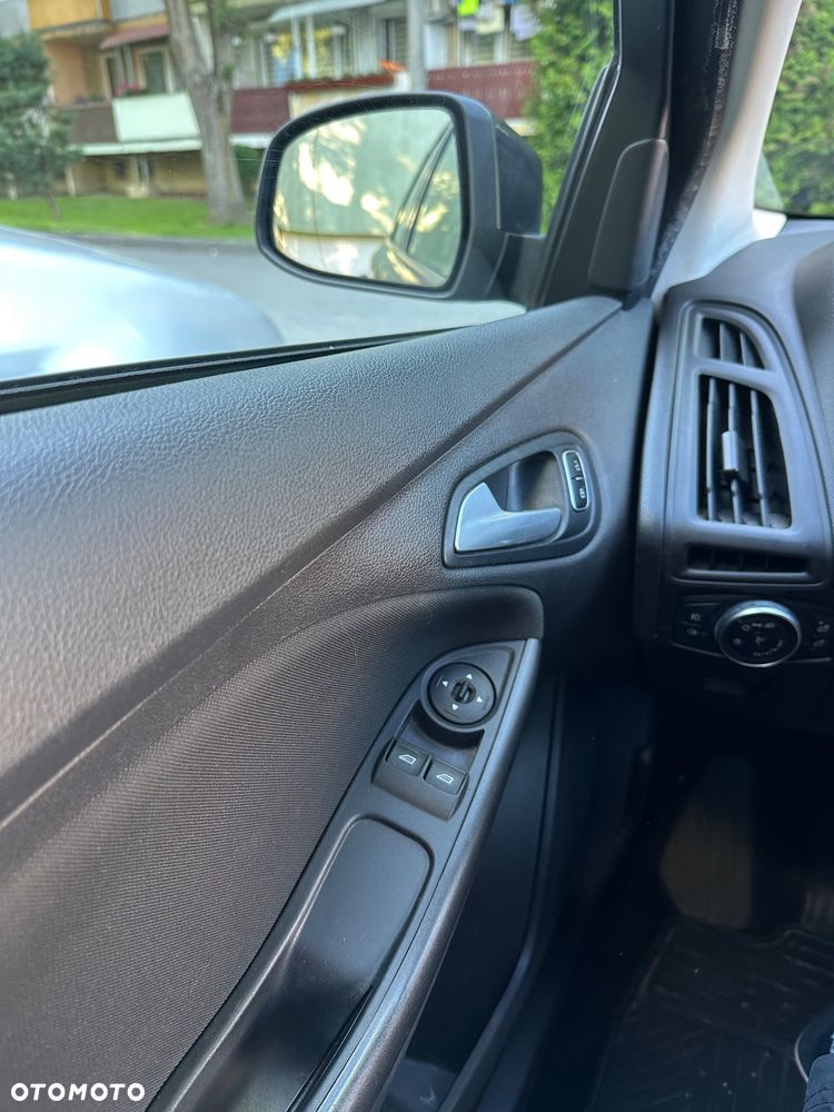 Ford Focus 1.0 EcoBoost Edition - 11