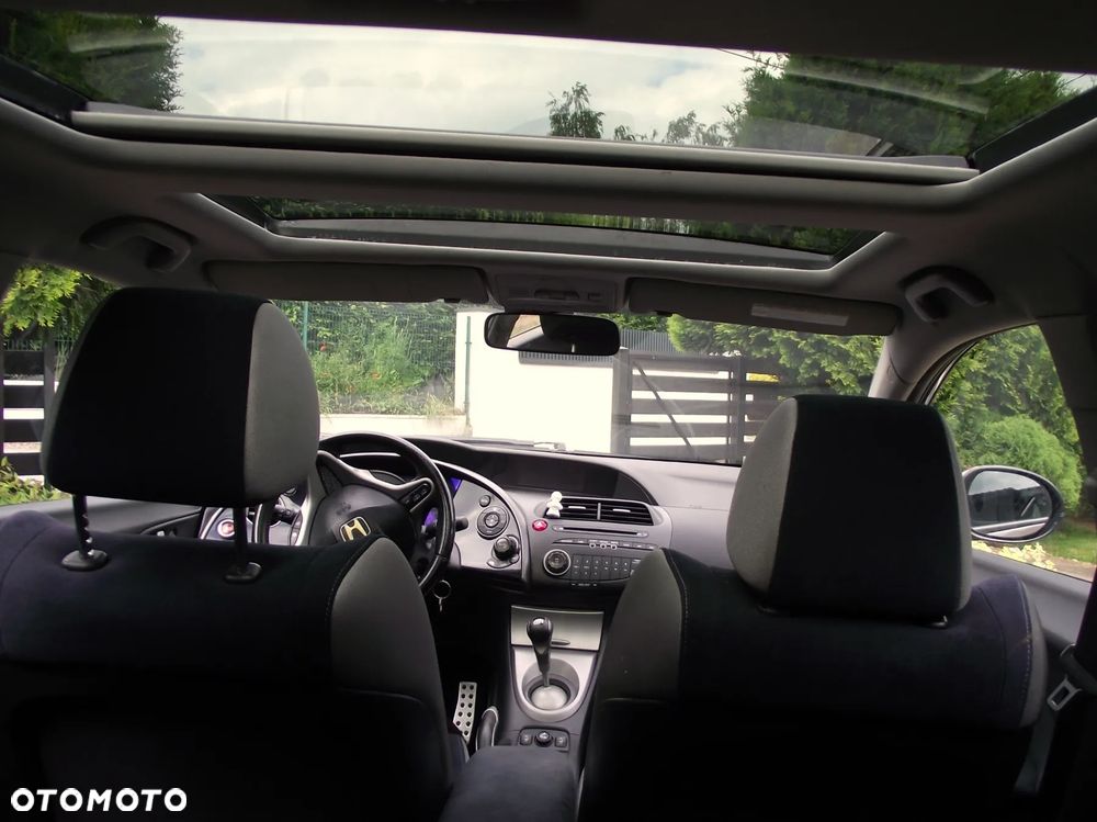 Honda Civic 1.8 Executive - 31