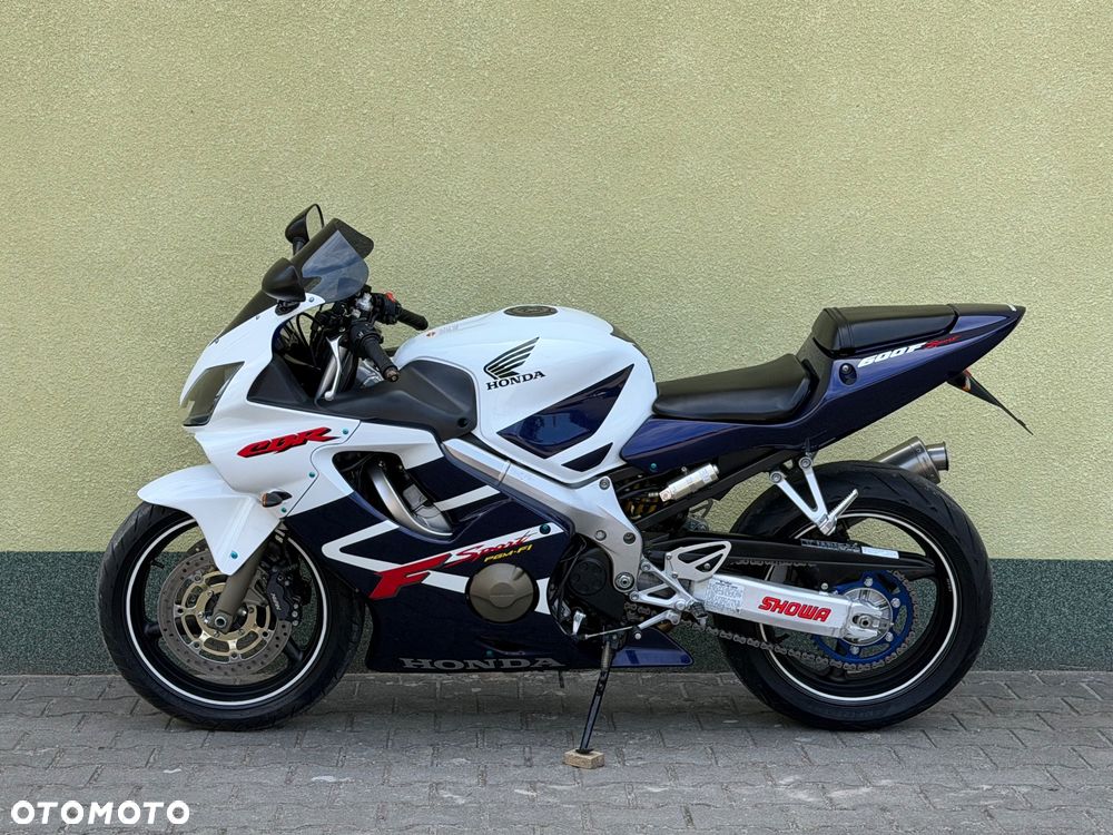 Honda CBR - 24