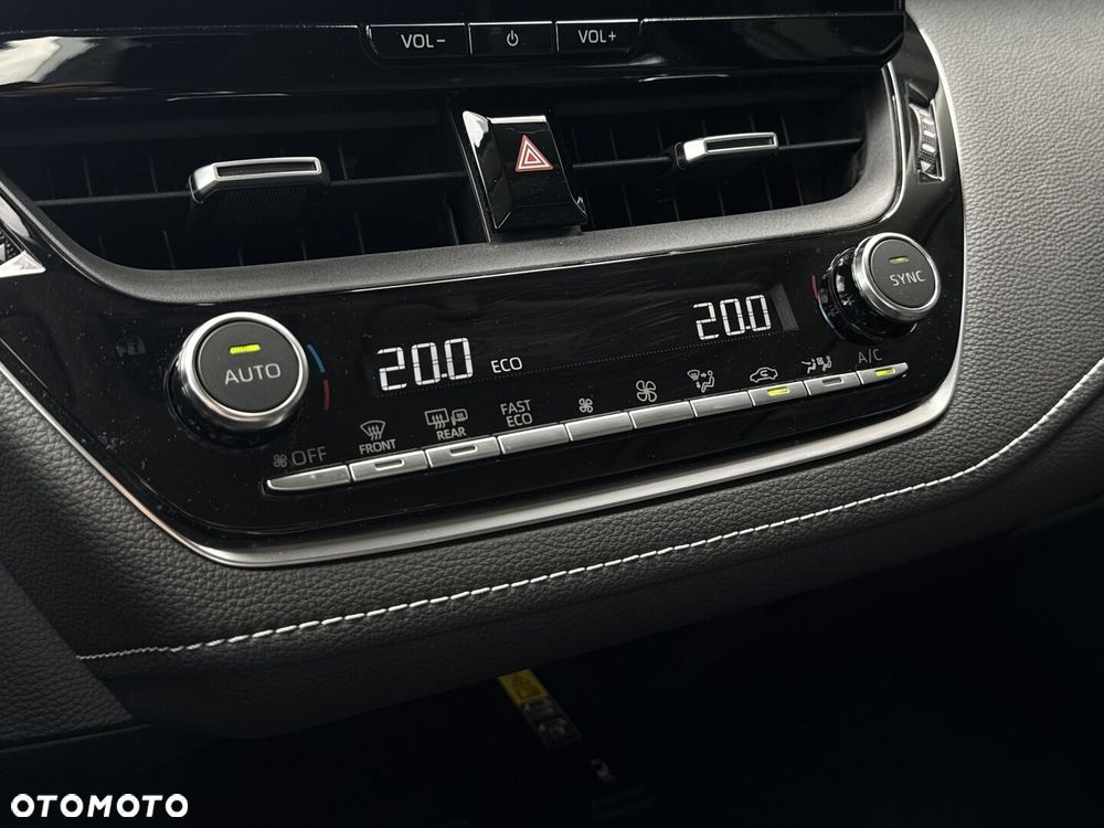 Toyota Corolla - 26