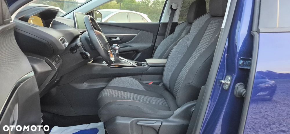 Peugeot 3008 1.2 PureTech Active Pack S&S - 15