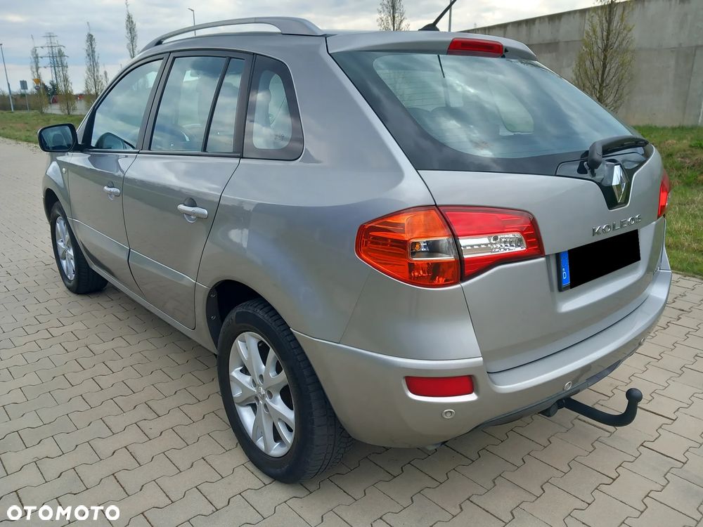Renault Koleos 2.0 dCi FAP 4x4 Dynamique - 6