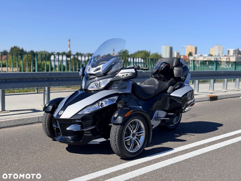 Can-Am Spyder - 3