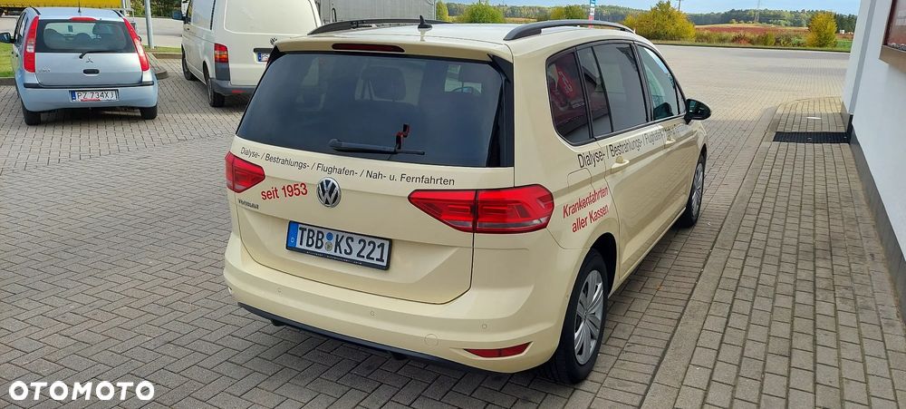 Volkswagen Touran 2.0 TDI BMT Comfortline Plus DSG - 12