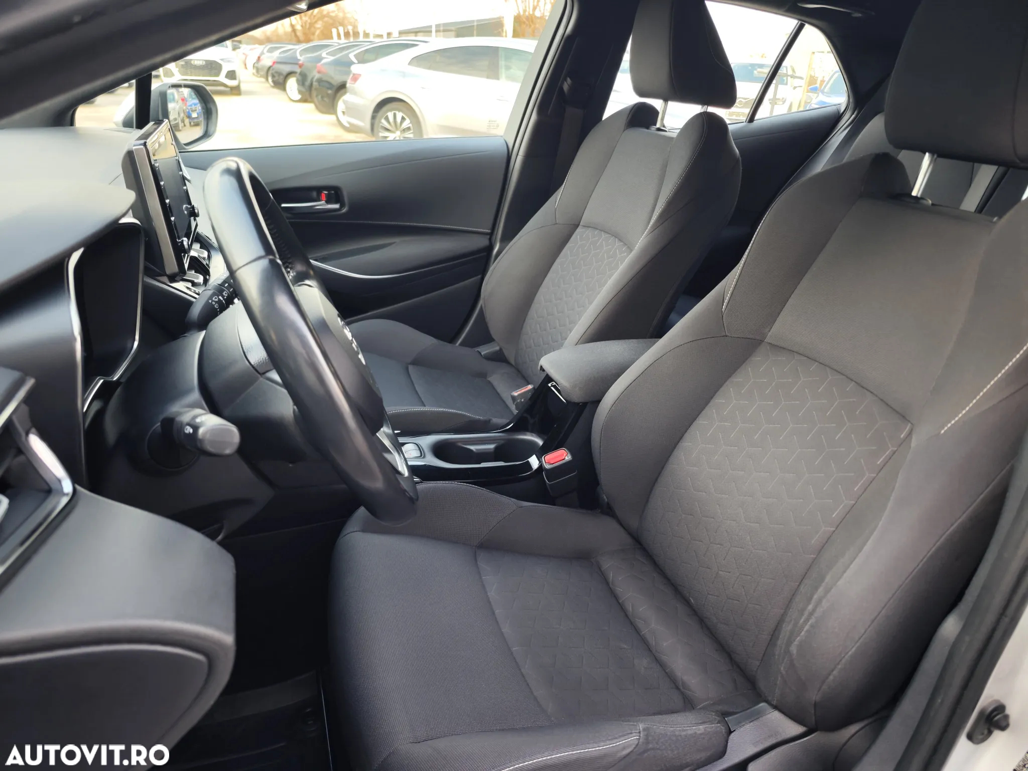 Toyota Corolla - 26