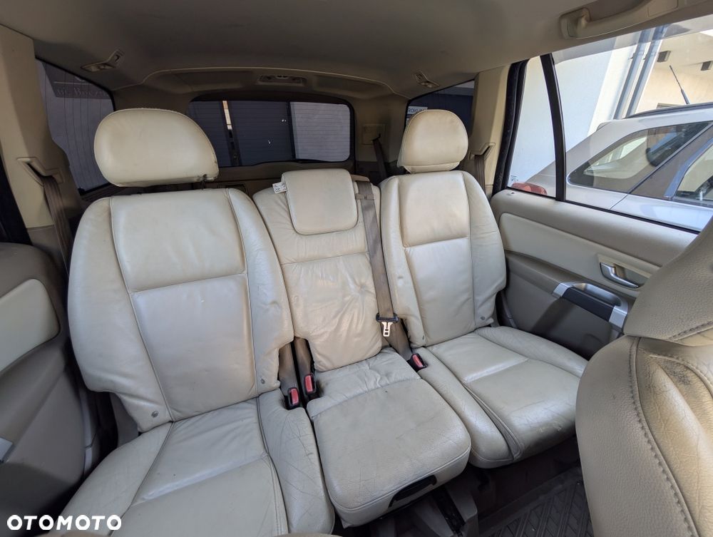 Volvo XC 90 - 8