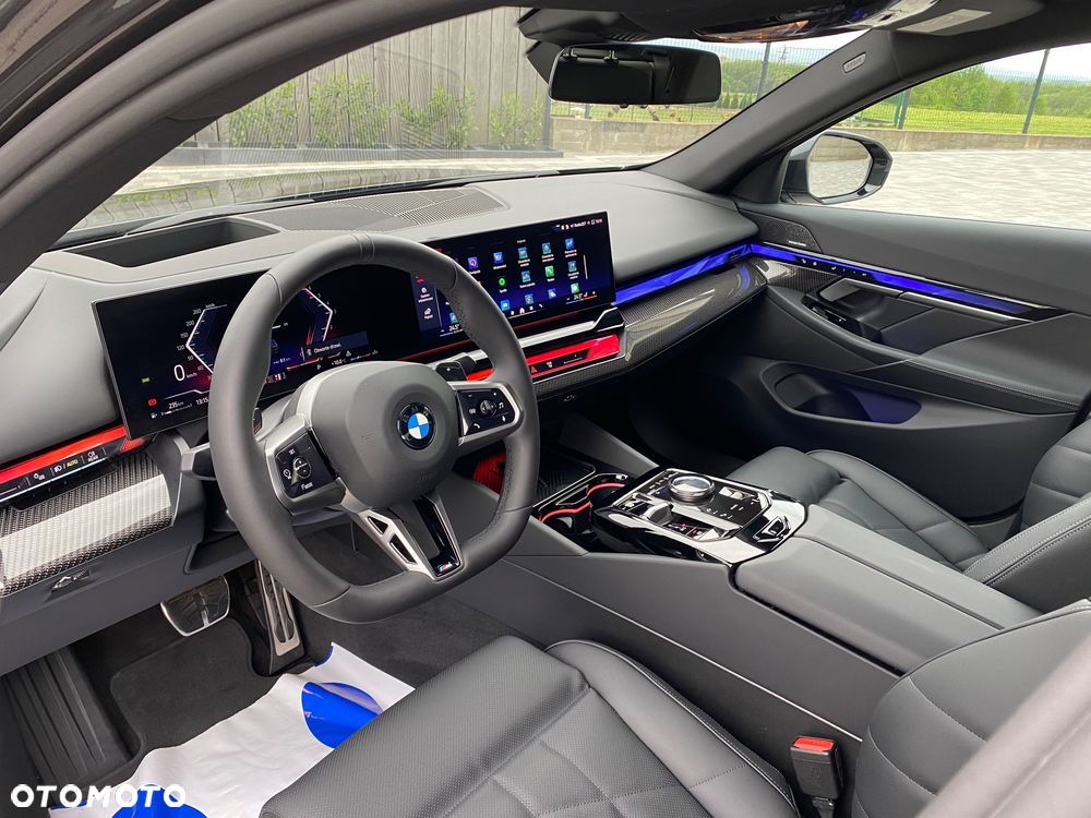 BMW Seria 5 520d xDrive - 22