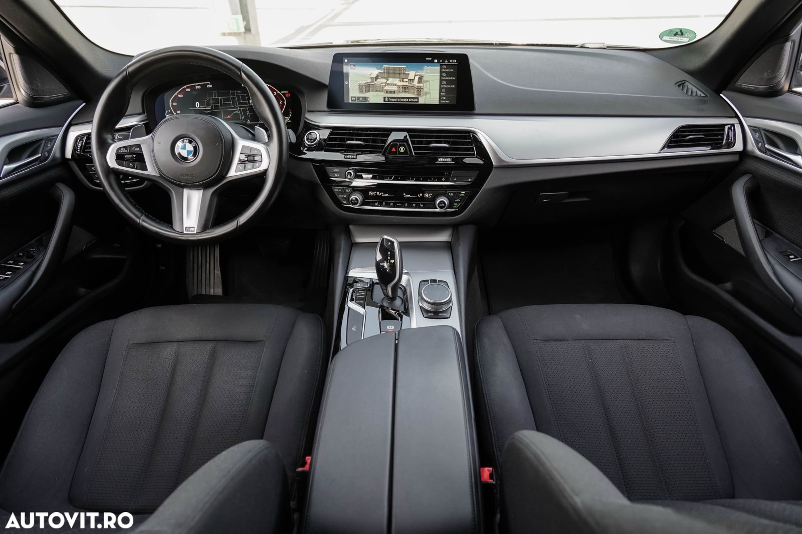 BMW Seria 5 520d AT - 11