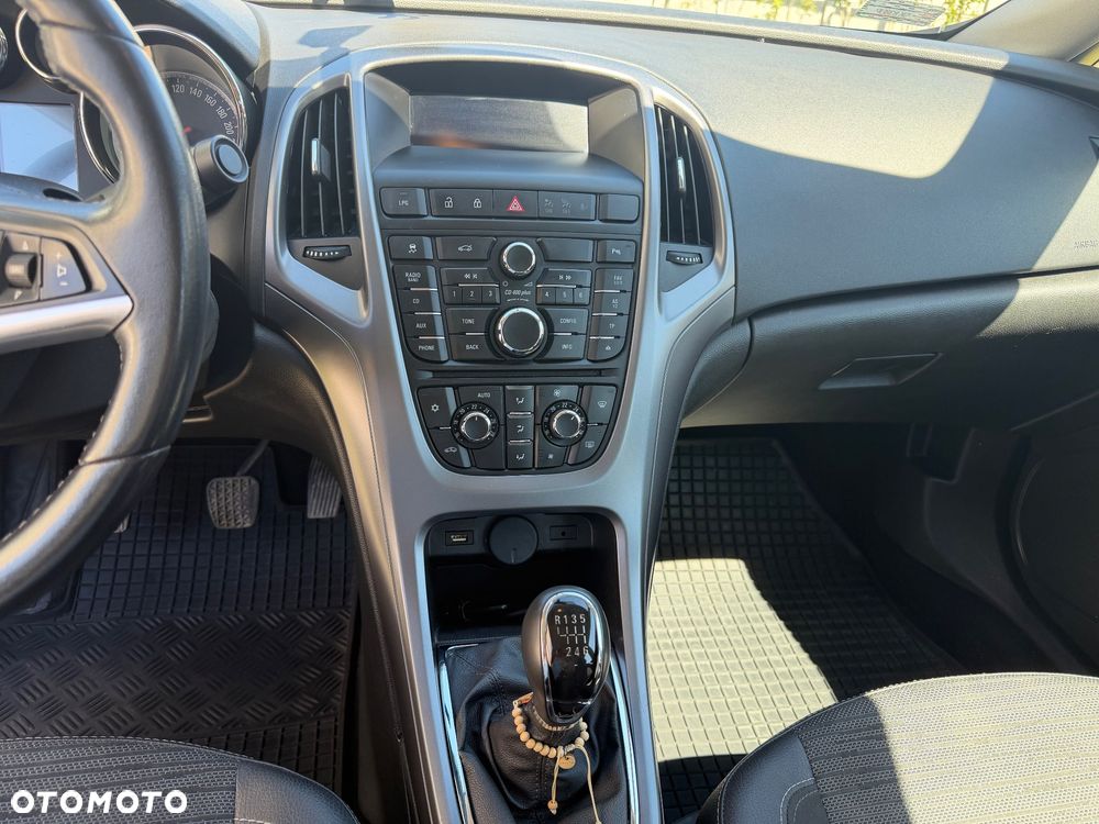 Opel Astra 1.4 T Active - 12
