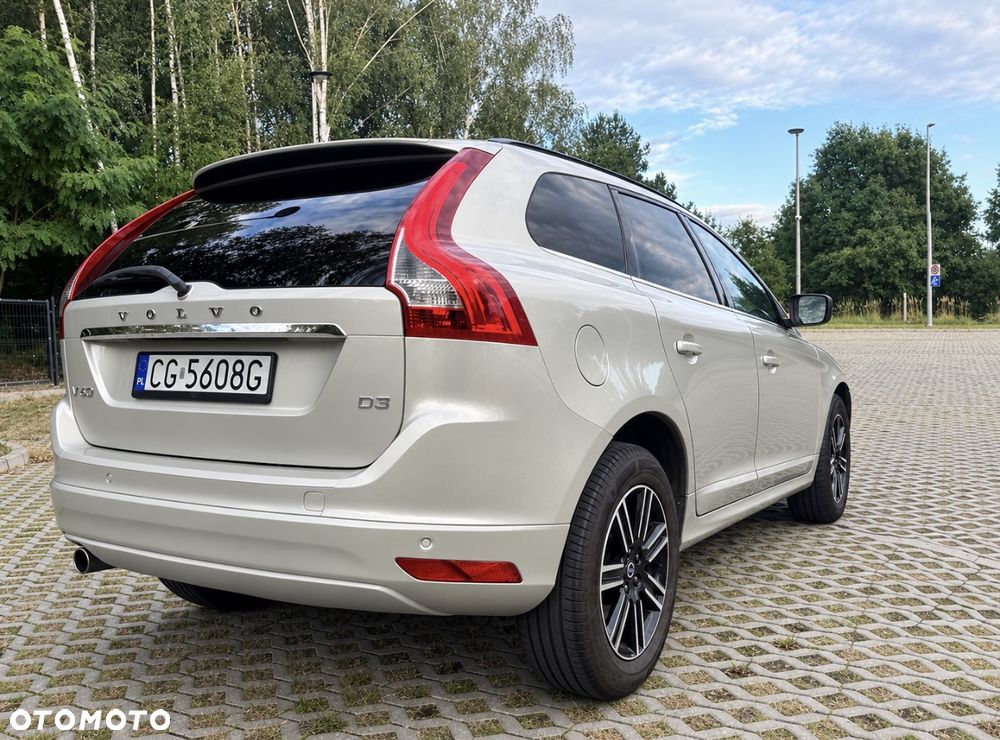 Volvo XC 60 D3 Geartronic Momentum - 3