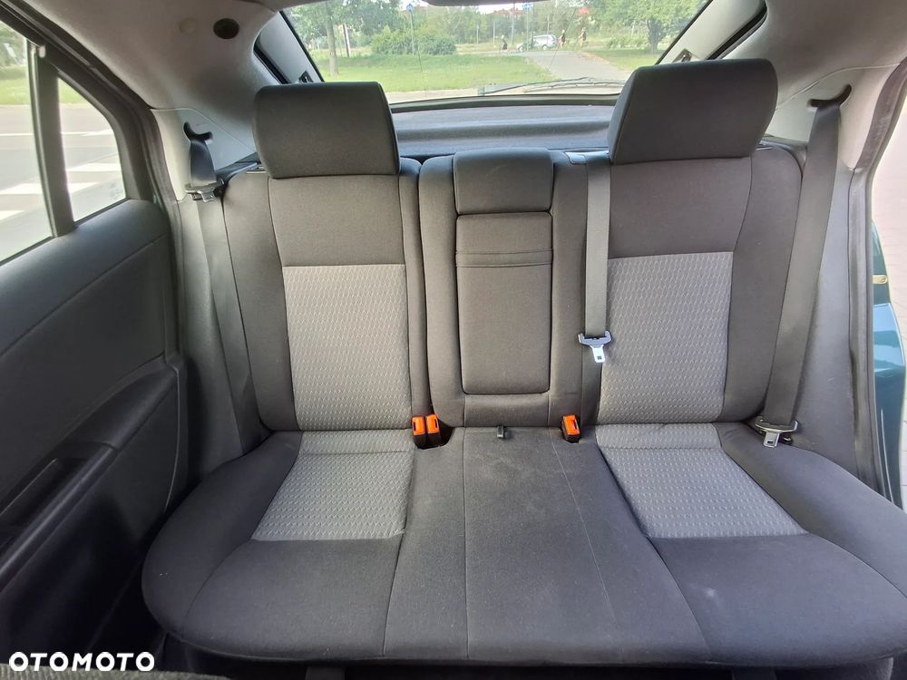 Ford Mondeo 2.0 TDDi Trend - 11